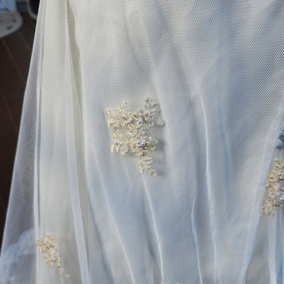 EXCLUSIVE BRIDALS by A.C.E. Ivory Lace Strapples Mesh Wedding Dress Fits S - Picture 13 of 15